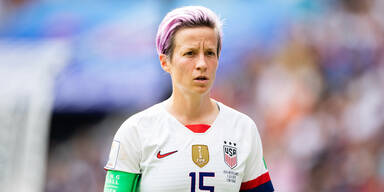 US-Fu&szlig;ballerinnen attackieren Verband