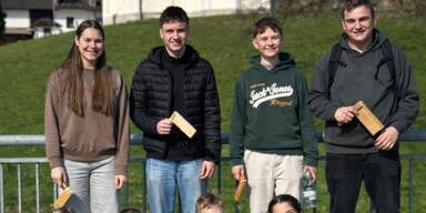 Fr&ouml;hliche Ratscher in Amstetten unterwegs