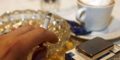 Rauchen nur noch in kleinen Lokalen erlaubt