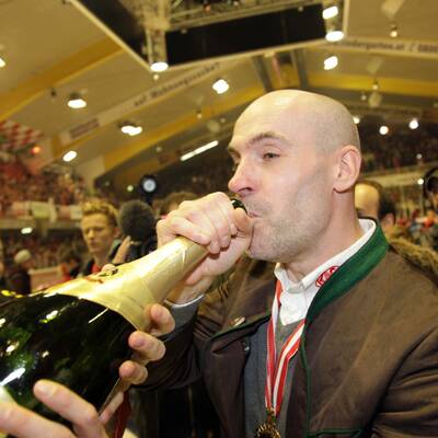 So feiern die KAC-Cracks den Jubiläumstitel