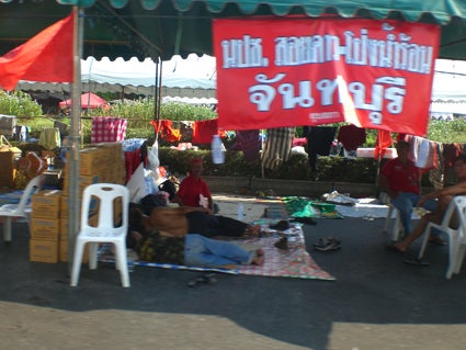 Redshirts beim demonstrieren