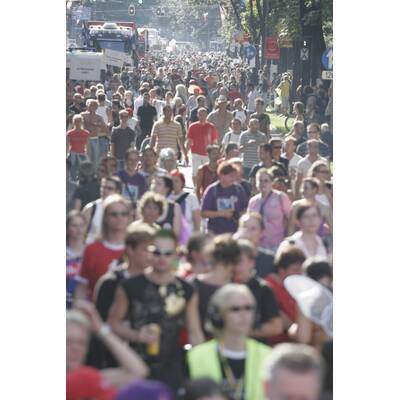 Tausende feiern Homosexuellen- und Transgender-Demo.