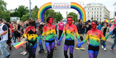 So schrill war die Wiener Regenbogenparade