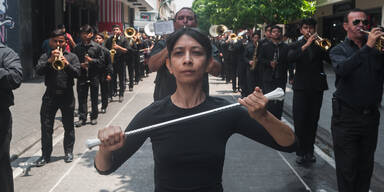 Donaufestival: Trauerz&uuml;ge und Tanzrevolten in Krems