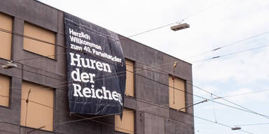 „Hure der Reichen!“ KPÖ crashte ÖVP-Parteitag in Graz