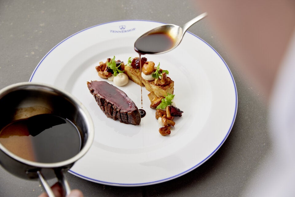 Festliches Weihnachtsmenü vom Kitzbühler Traditionshotel Tennerhof