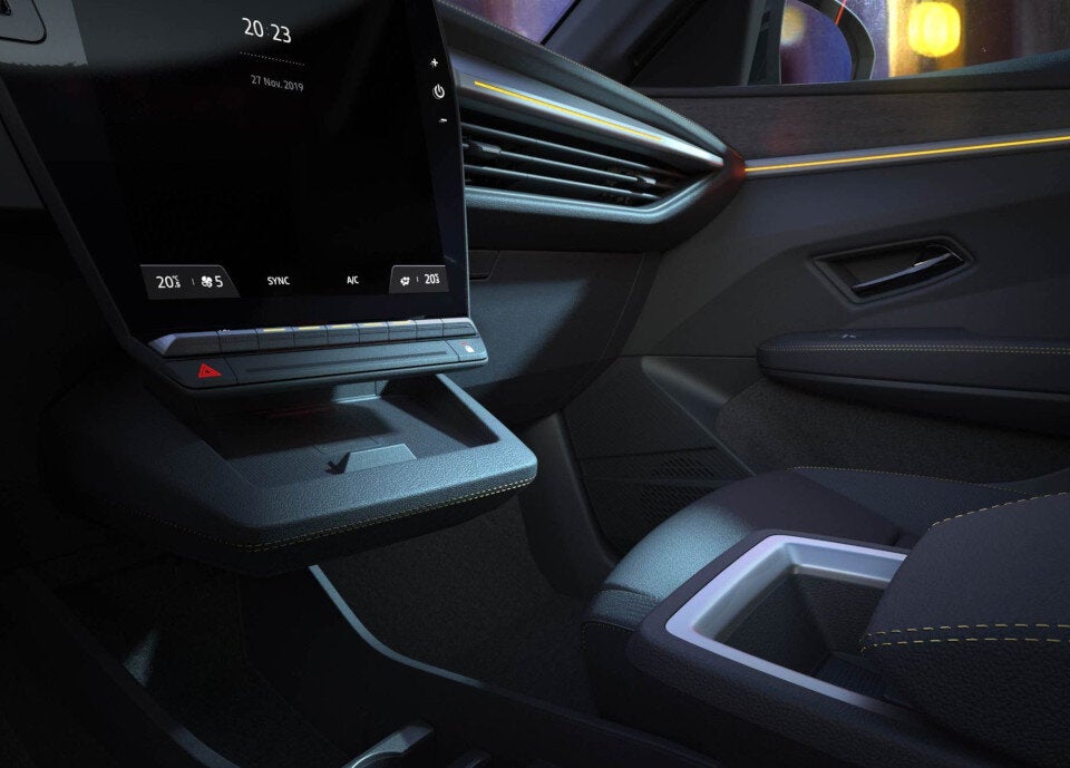 Elektro-Mégane mit neuem Renault-Logo & Hightech-Cockpit
