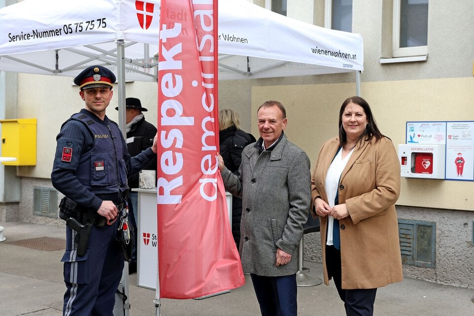 Respekt-Tour mit Vizebürgermeisterin und Wohnbaustadträtin Kathrin Gaál.