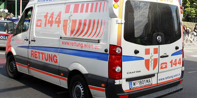 Trag&ouml;die: 64-J&auml;hriger stirbt in Corona-Teststra&szlig;e