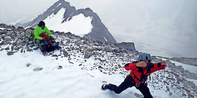 Schwarzafrikaner vor wei&szlig;em Tod gerettet