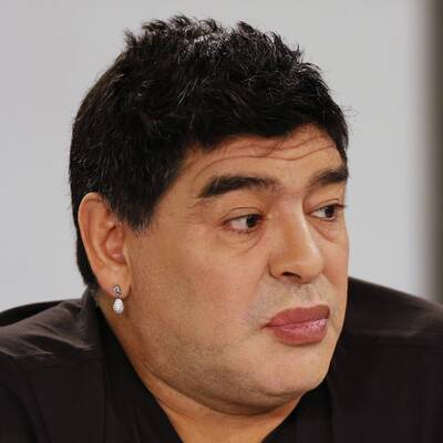 Maradona mit Mega-Schmollmund