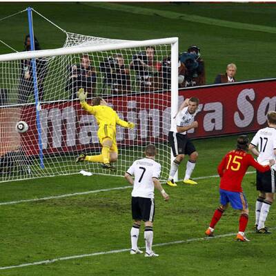 Alle Bilder zum Spiel