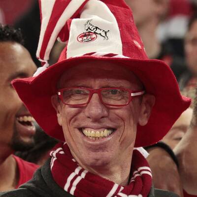 So wild feiert Stöger-Klub Köln den Aufstieg