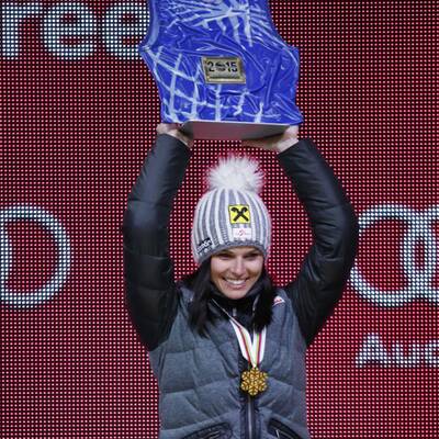 Die besten Bilder von Annas Gold-Party