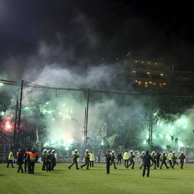 Die Bilder zu den Pyro-Randalen in Athen