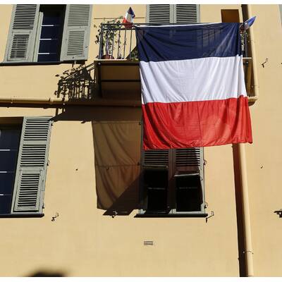Bewegende Trauerfeier in Paris