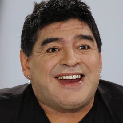 Maradona mit Mega-Schmollmund