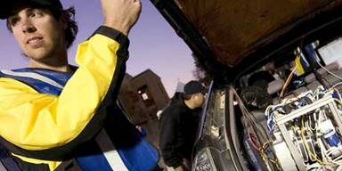 DARPA Urban Challenge für autonome Fahrzeuge