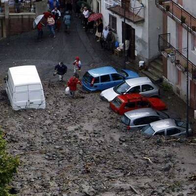 Schlammlawine auf Sizilien