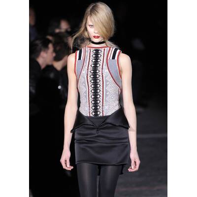 Givenchy, Paris Fashion Week H/W 2010