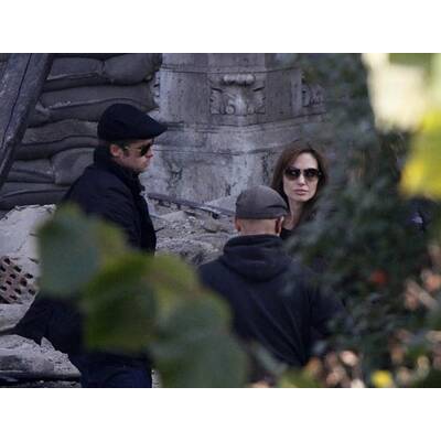 Brad Pitt: Setbesuch bei Angelina Jolie