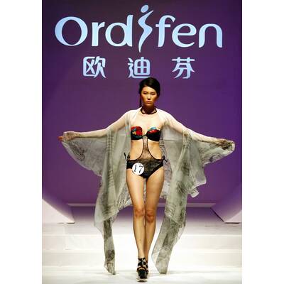 China Fashion Week F/S 2011