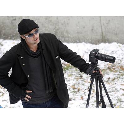 Angelina Jolie kriegt nicht genug von Brillenschlange Brad Pitt