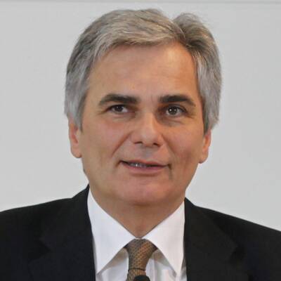 Hans Niessl (Landeshauptmann Burgenland):