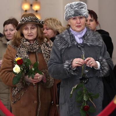 Die Aufbahrungshalle 2