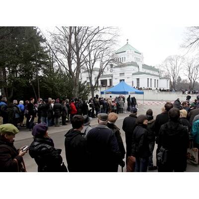 Die Aufbahrungshalle 2