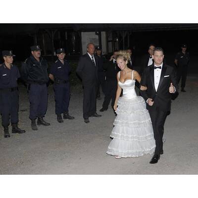 Frisch verheiratet: Michael Buble strahlt nch Trauung