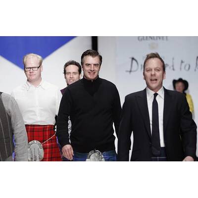 Kilt-Modeschau: Mr. Big zeigt, was Mann drunter trägt