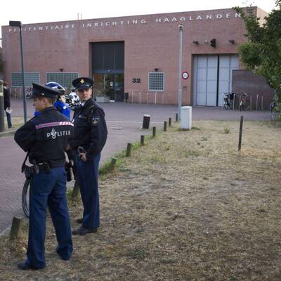 Ratko Mladic ist in Den Haag eingetroffen