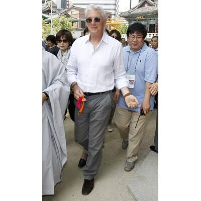 Richard Gere besuchte buddhistischen Tempel in Seoul  