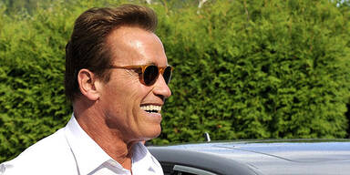 Arnold SCHWARZENEGGER