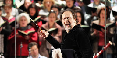Riccardo Chailly dirigiert f&uuml;r Papst