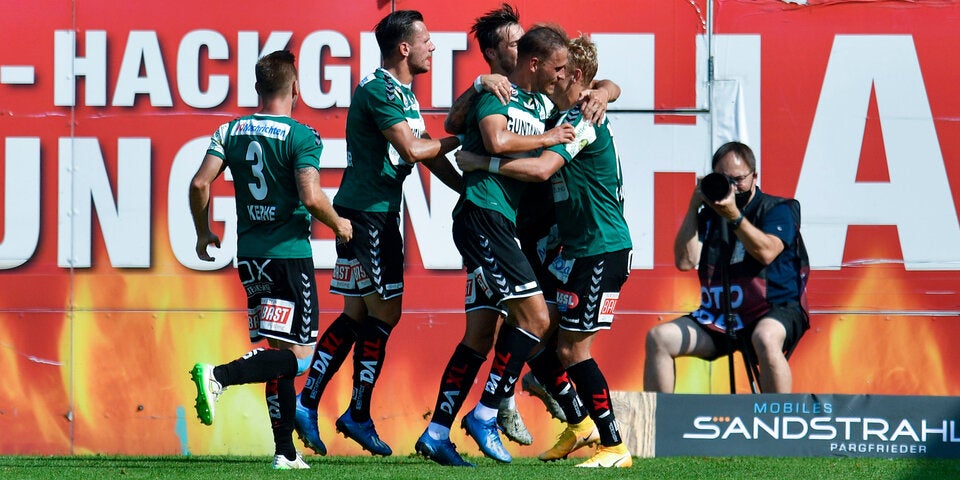 Aufsteiger Ried schockt Tirol mit Last-Minute-Tor