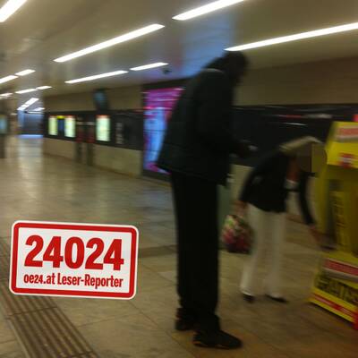 Er war so groß, dass er sich in der Karlsplatz-Passage ducken musste