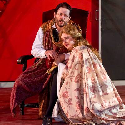 Rihanna - Queen of Downloads