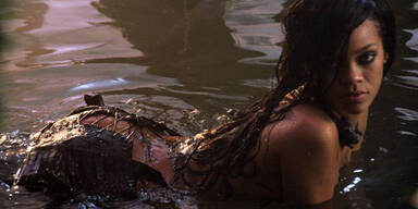Rihanna als nacktes Krokodil