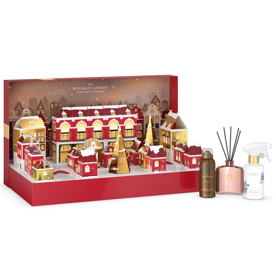 Die besten Beauty-Adventkalender 2024