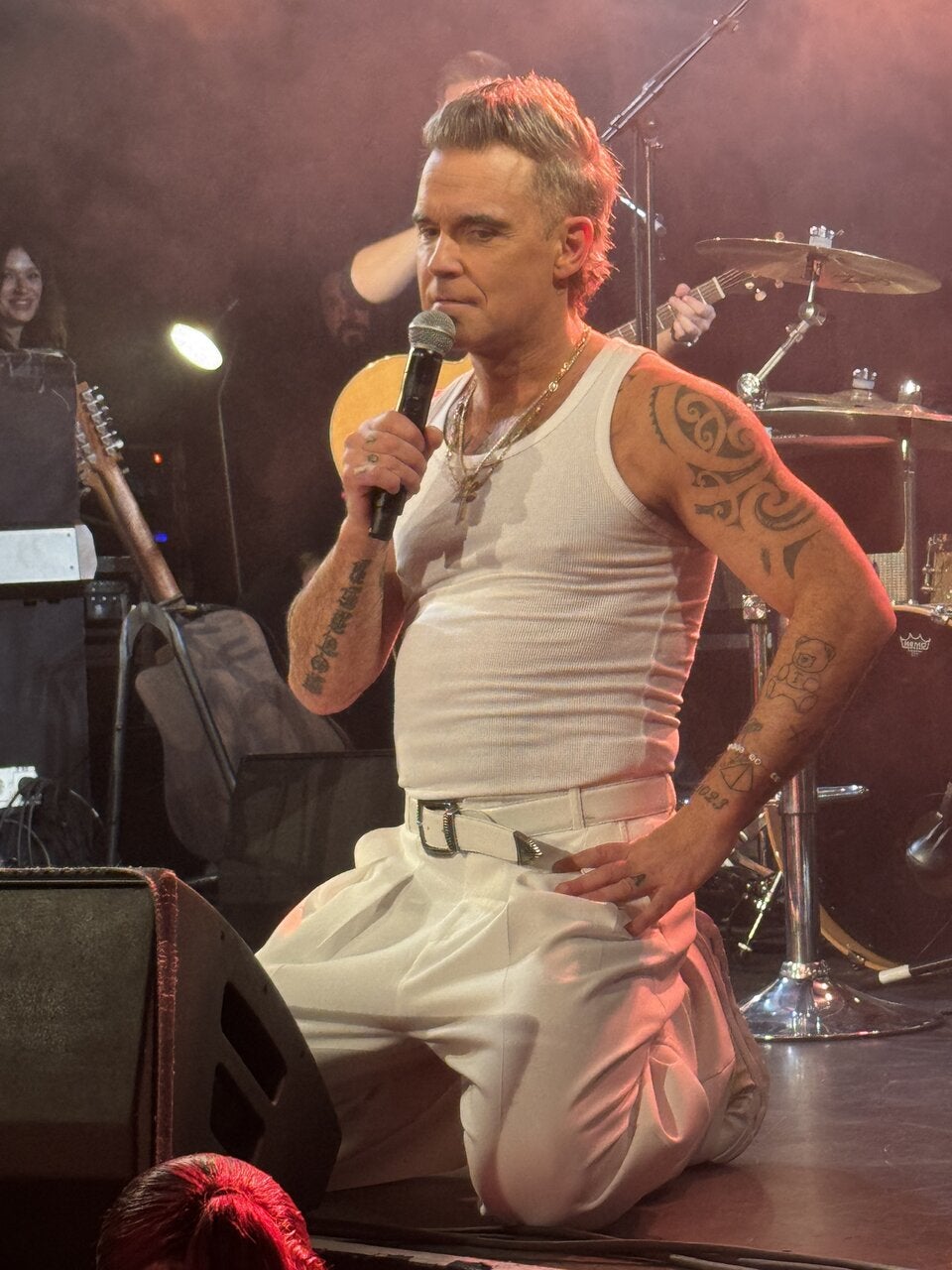 Paukenschlag: Robbie Williams feiert Rekord-CD mit Mini-Tour