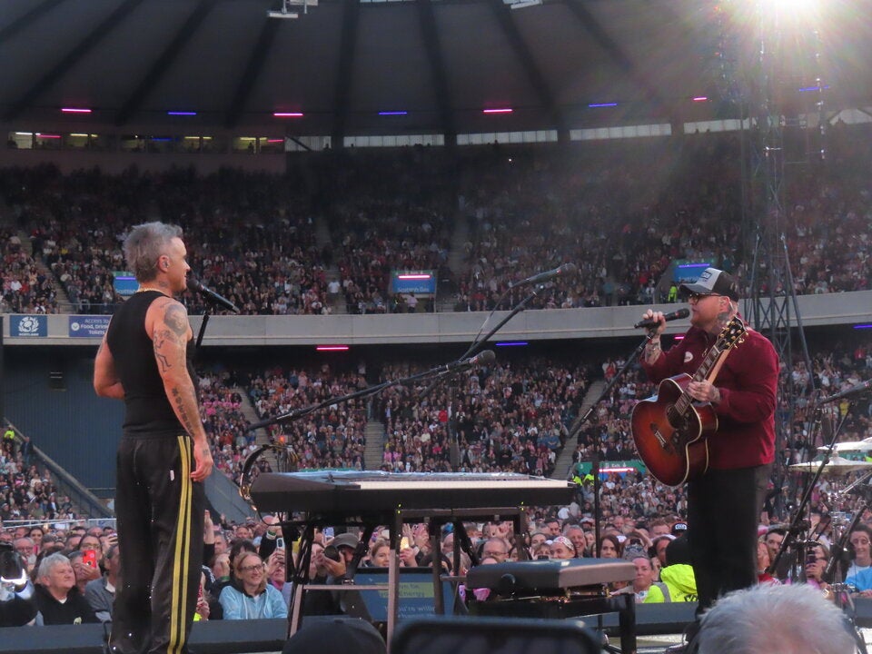 Robbie rockt Kärnten mit allen Hits und derben Sprüchen