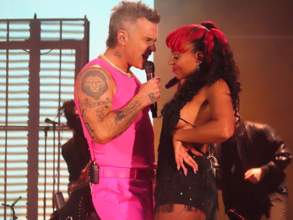 Robbie Williams: 1. Blick auf seine neue Hammer-Show