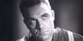 Robbie Williams "Different"