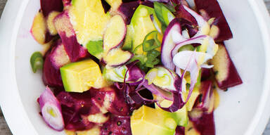 Rote Rueben-Avocado-Salat