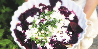 Rote Rueben-Ziegenfrischkaese