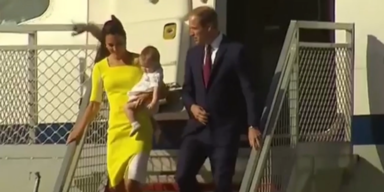 Die Royals in Sydney! Prinz George verzaubert die Aussies!