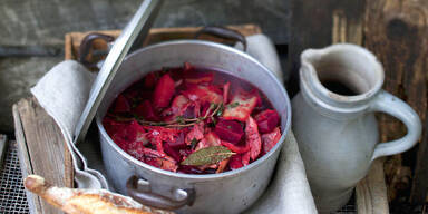 Rote-R&uuml;ben-Eintopf