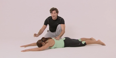 Dr. Gr&ouml;nemeyer zeigt: So halten sie ihren R&uuml;cken fit!